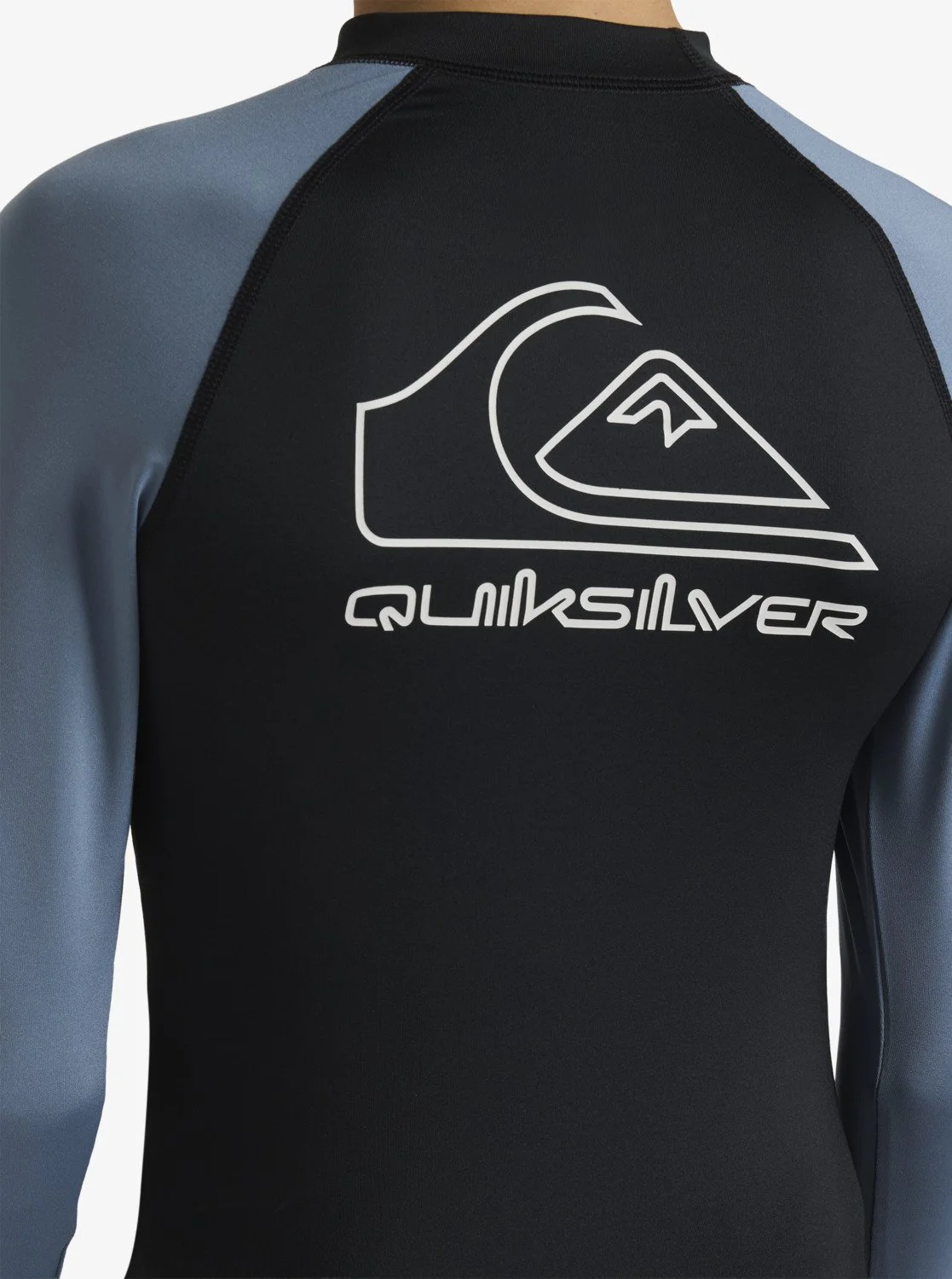 Boys 8-16 On Tour Long Sleeve Rashguard - Image 4